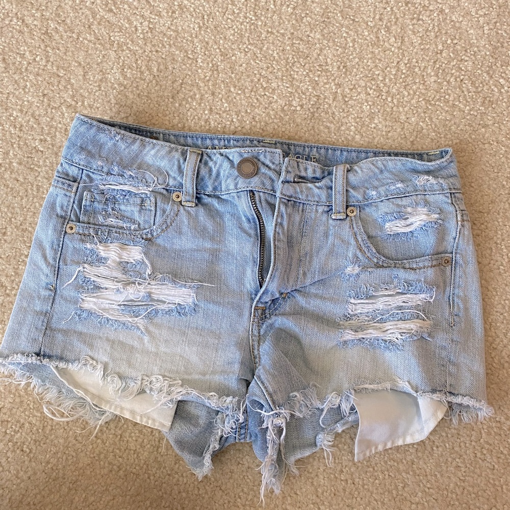American Eagle distressed raw hem shorts size 2